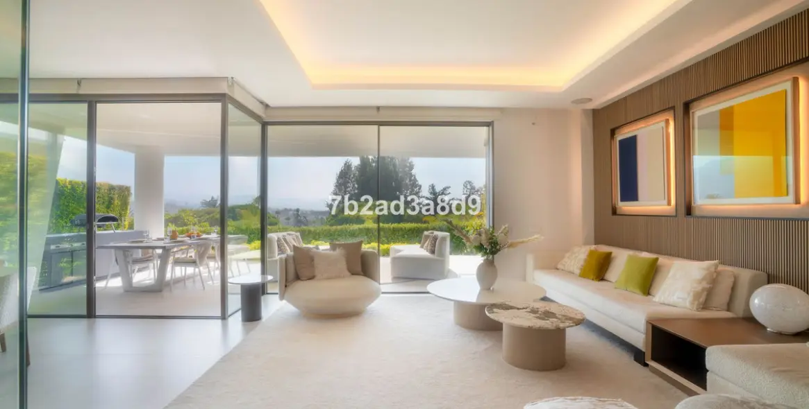 Sale of detached villa in Nueva Andalucía 5