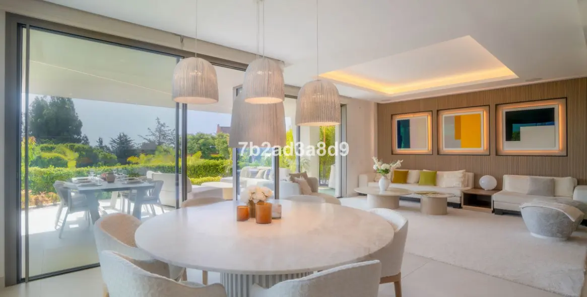 Sale of detached villa in Nueva Andalucía 8