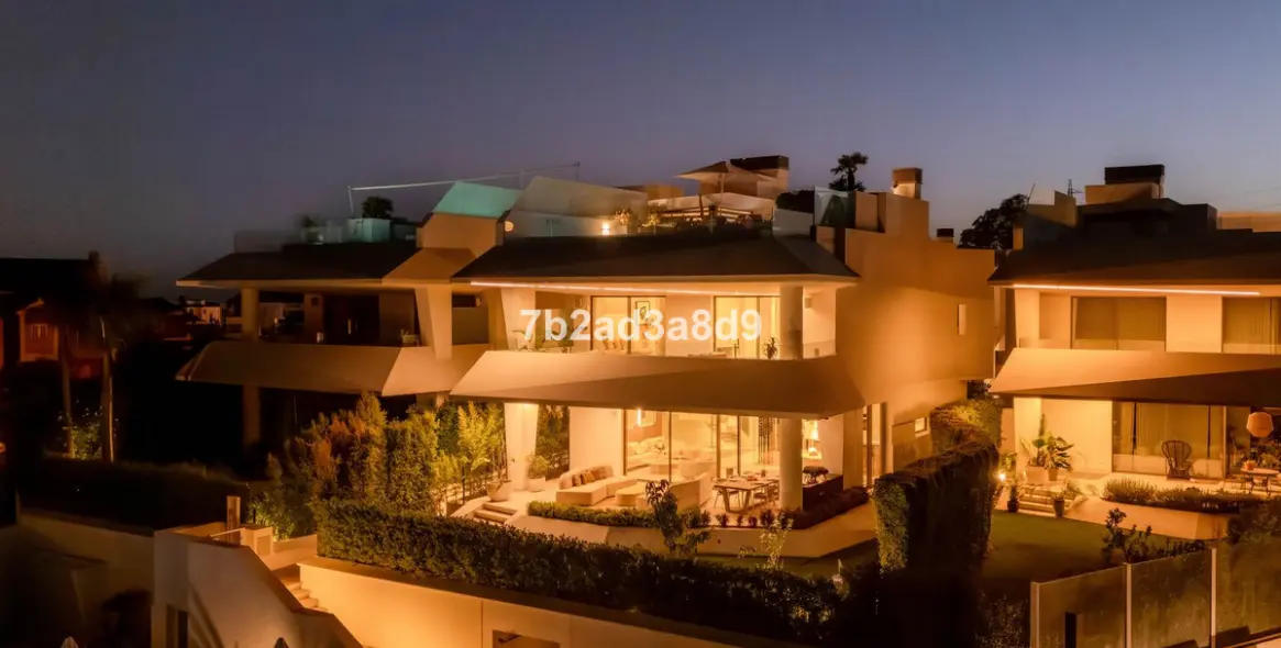 Sale of detached villa in Nueva Andalucía 57