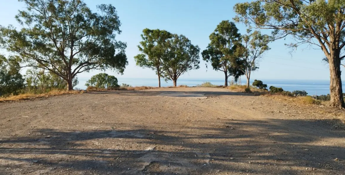 Sale of residential plot in Costa del Sol East 4