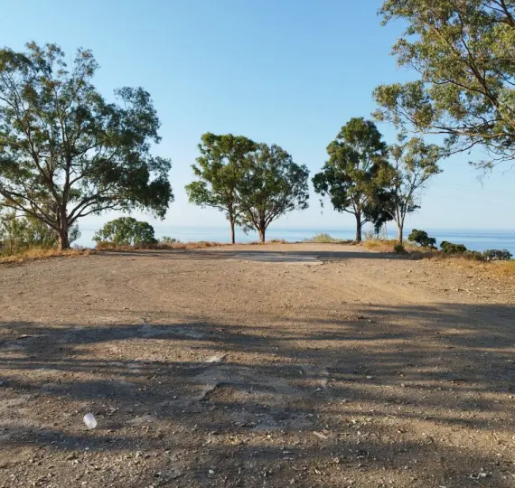 Residential plot R4100401