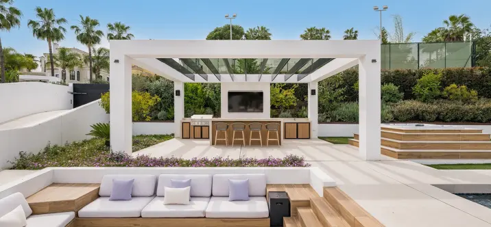 Venta de villa independiente en Nueva Andalucía 2