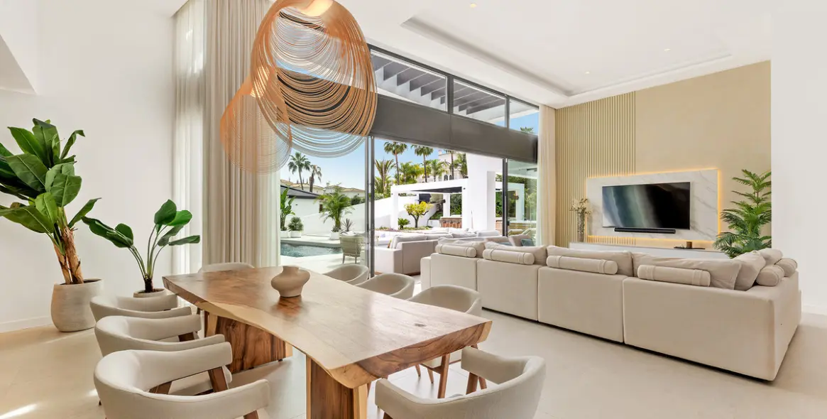 Продажа  отдельно стоящей виллы в Nueva Andalucía 4