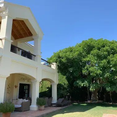 Long-term rent of detached villa in Sierra Blanca