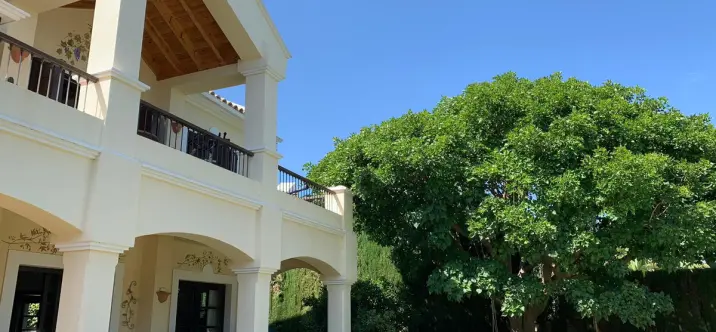 Long-term rent of detached villa in Sierra Blanca 1