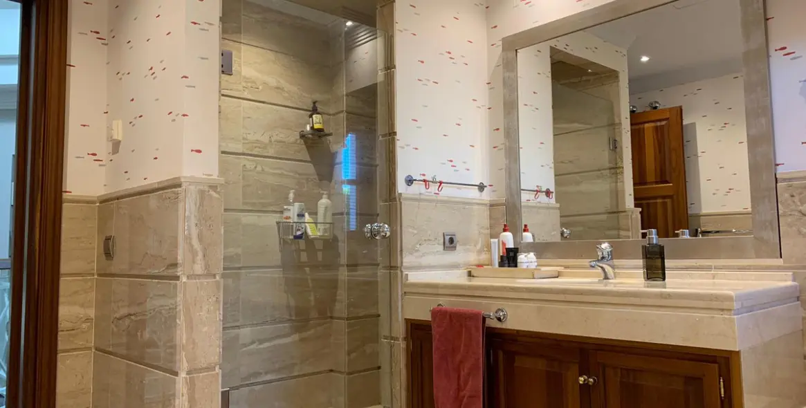 Long-term rent of detached villa in Sierra Blanca 20