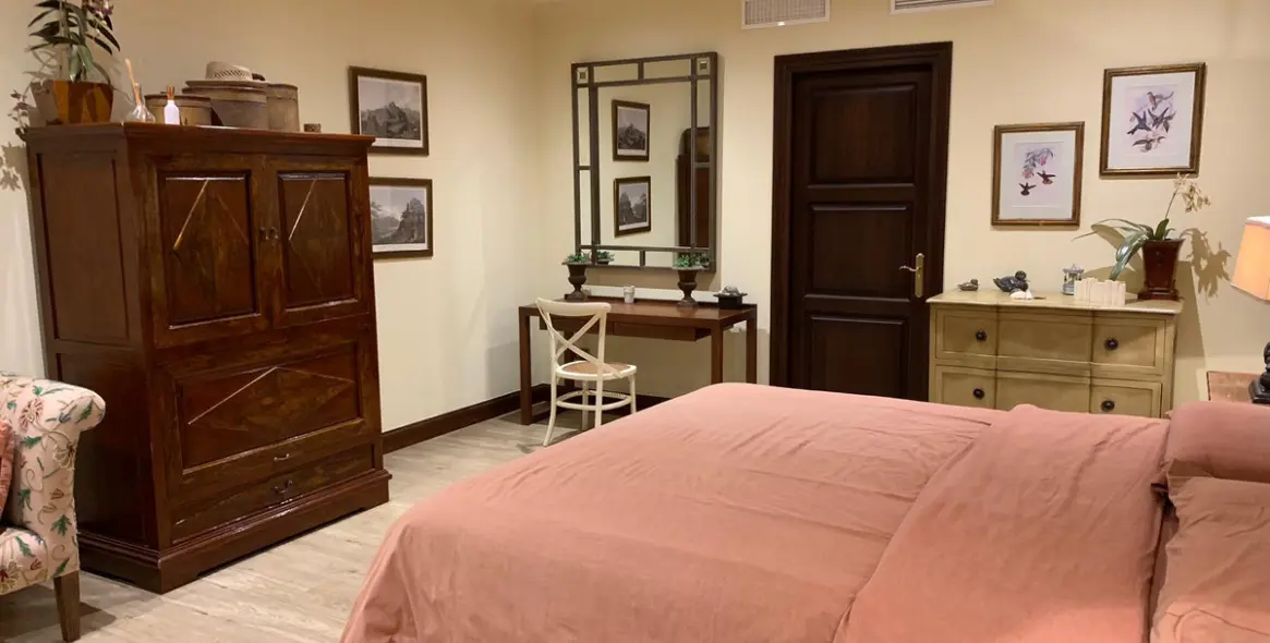 Long-term rent of detached villa in Sierra Blanca 24