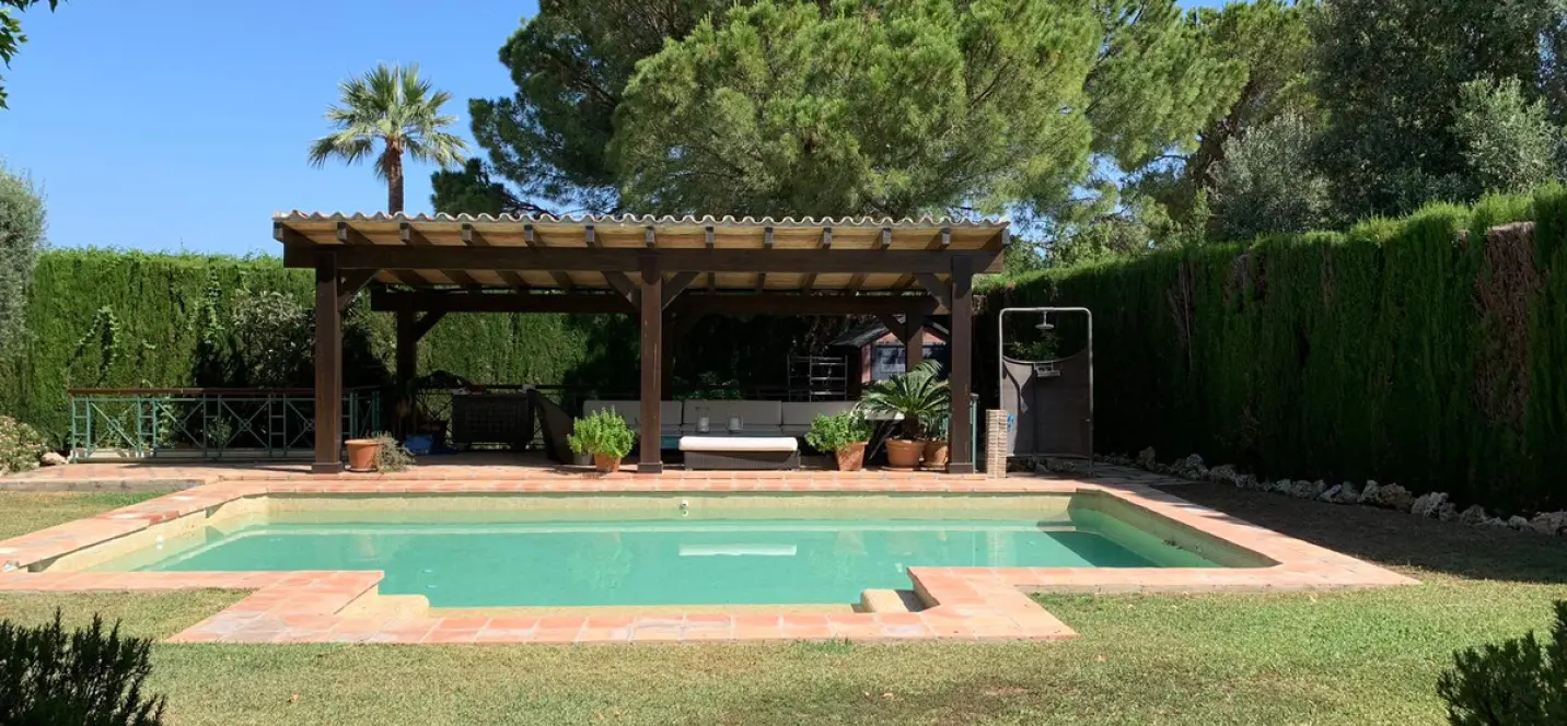 Venta de villa independiente en Sierra Blanca 2