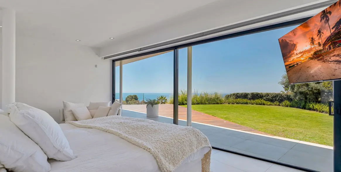 Sale of detached villa in Fuengirola 11