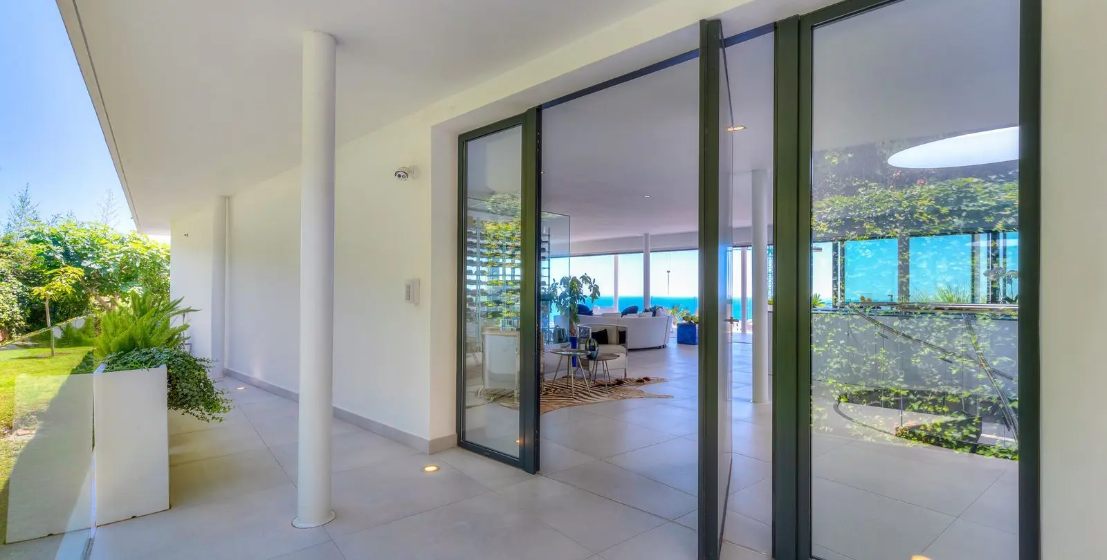 Продажа  отдельно стоящей виллы в Fuengirola 10