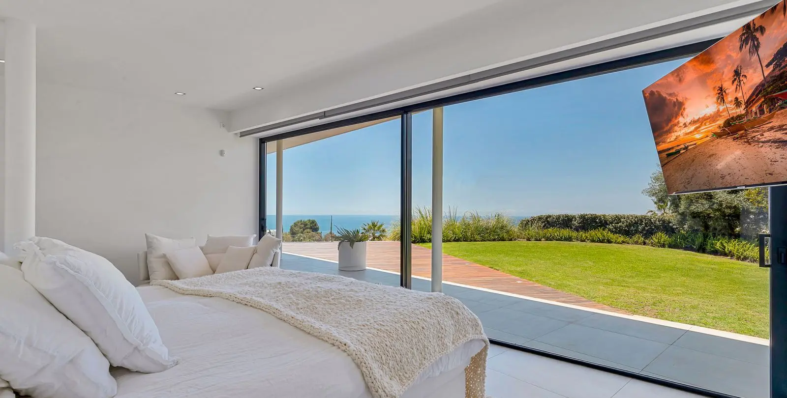 Продажа  отдельно стоящей виллы в Fuengirola 11