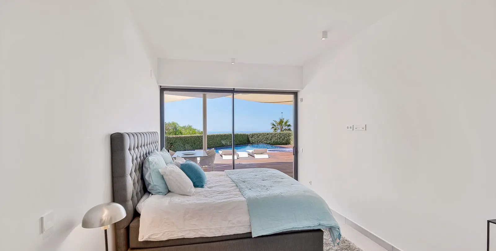 Продажа  отдельно стоящей виллы в Fuengirola 18
