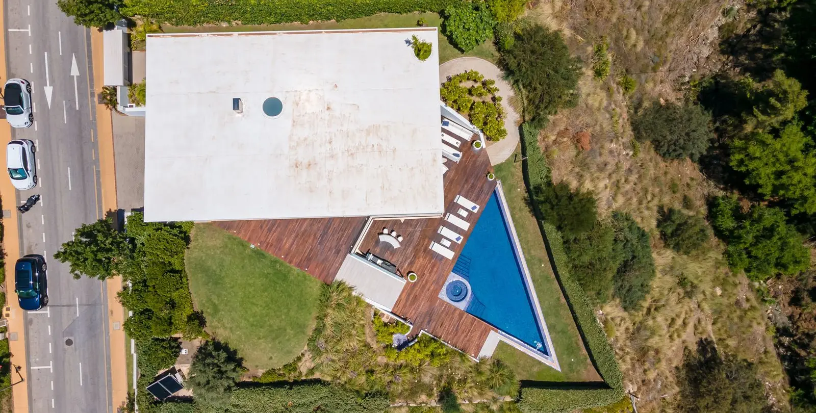 Продажа  отдельно стоящей виллы в Fuengirola 29