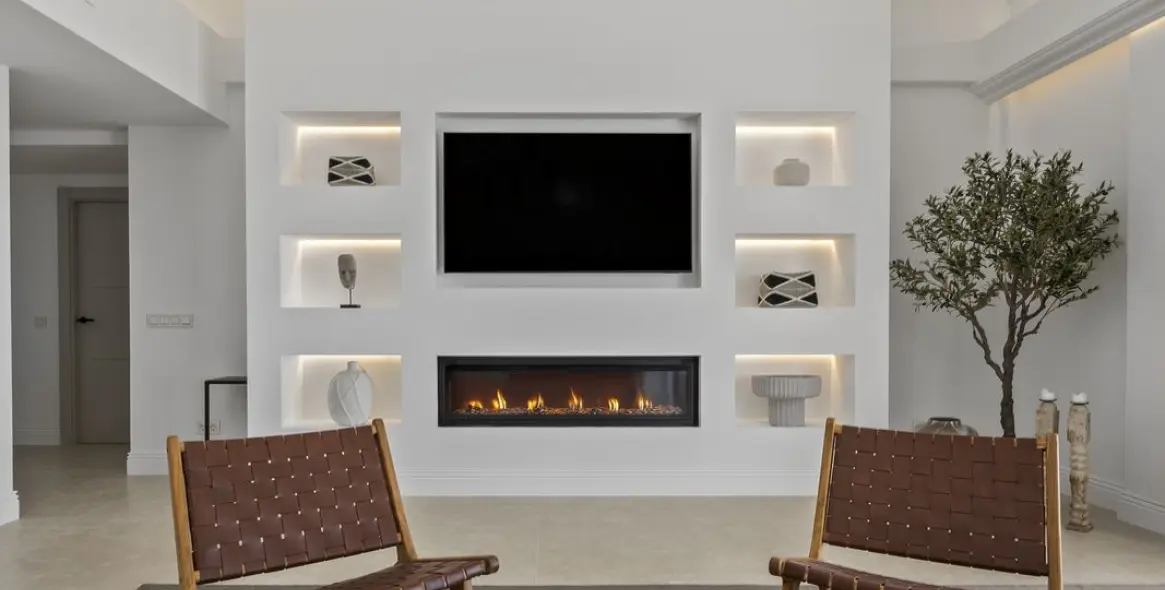 Sale of detached villa in El Paraiso 12