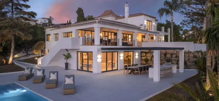 Продажа  отдельно стоящей виллы в El Paraiso 1