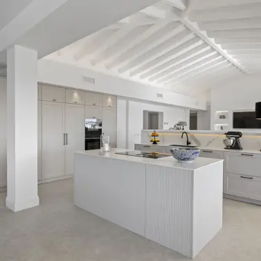 Продажа  отдельно стоящей виллы в El Paraiso