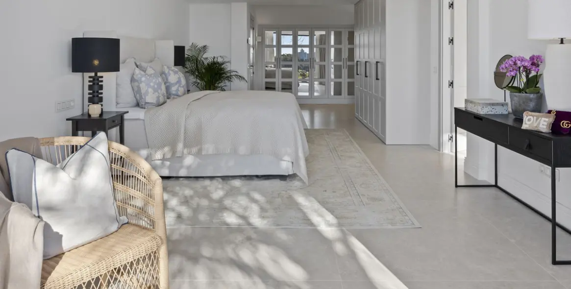 Продажа  отдельно стоящей виллы в El Paraiso 20