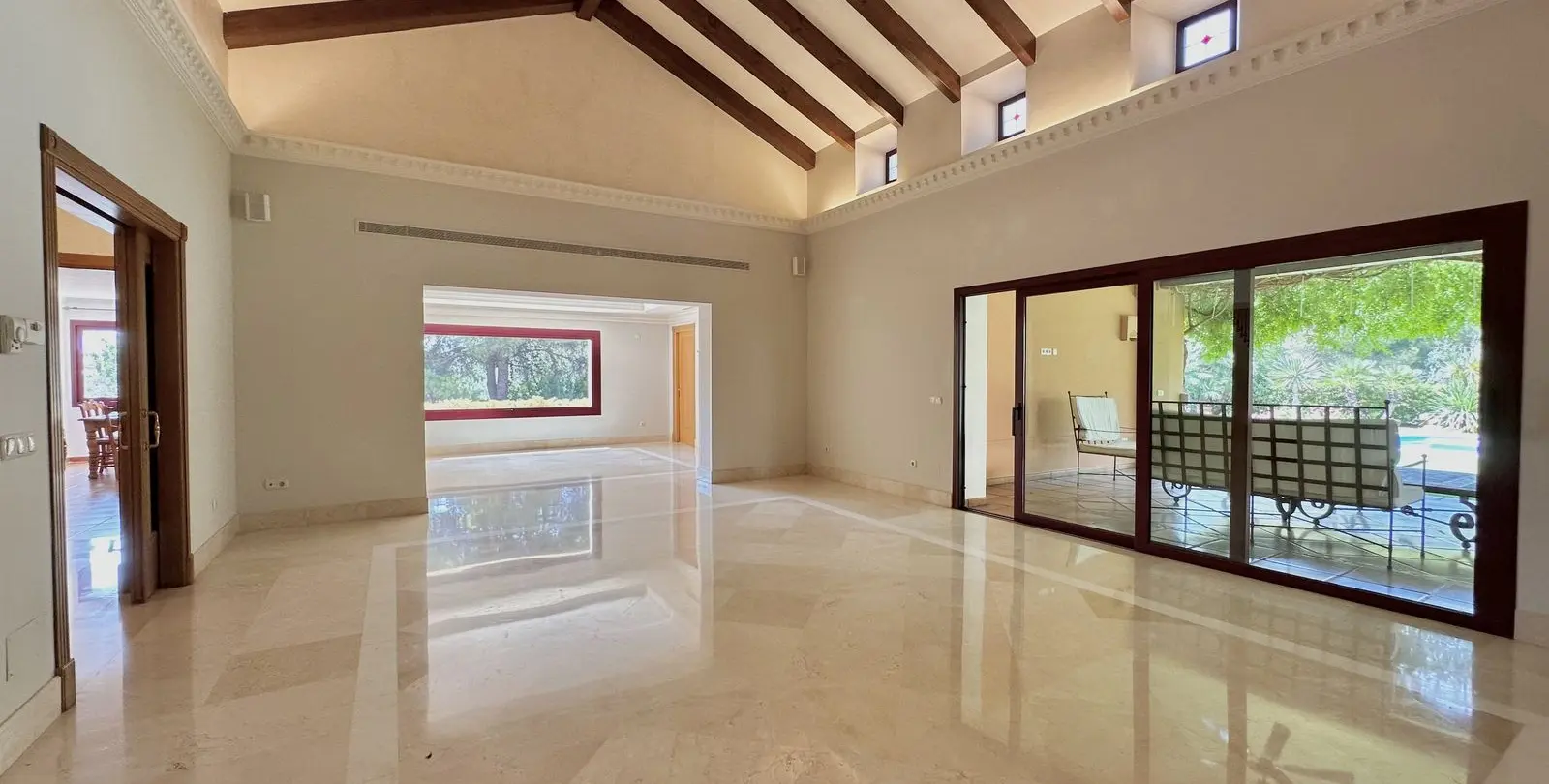 Venta de villa independiente en The Golden Mile 5