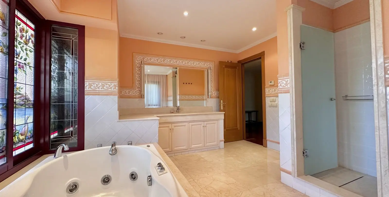 Venta de villa independiente en The Golden Mile 23