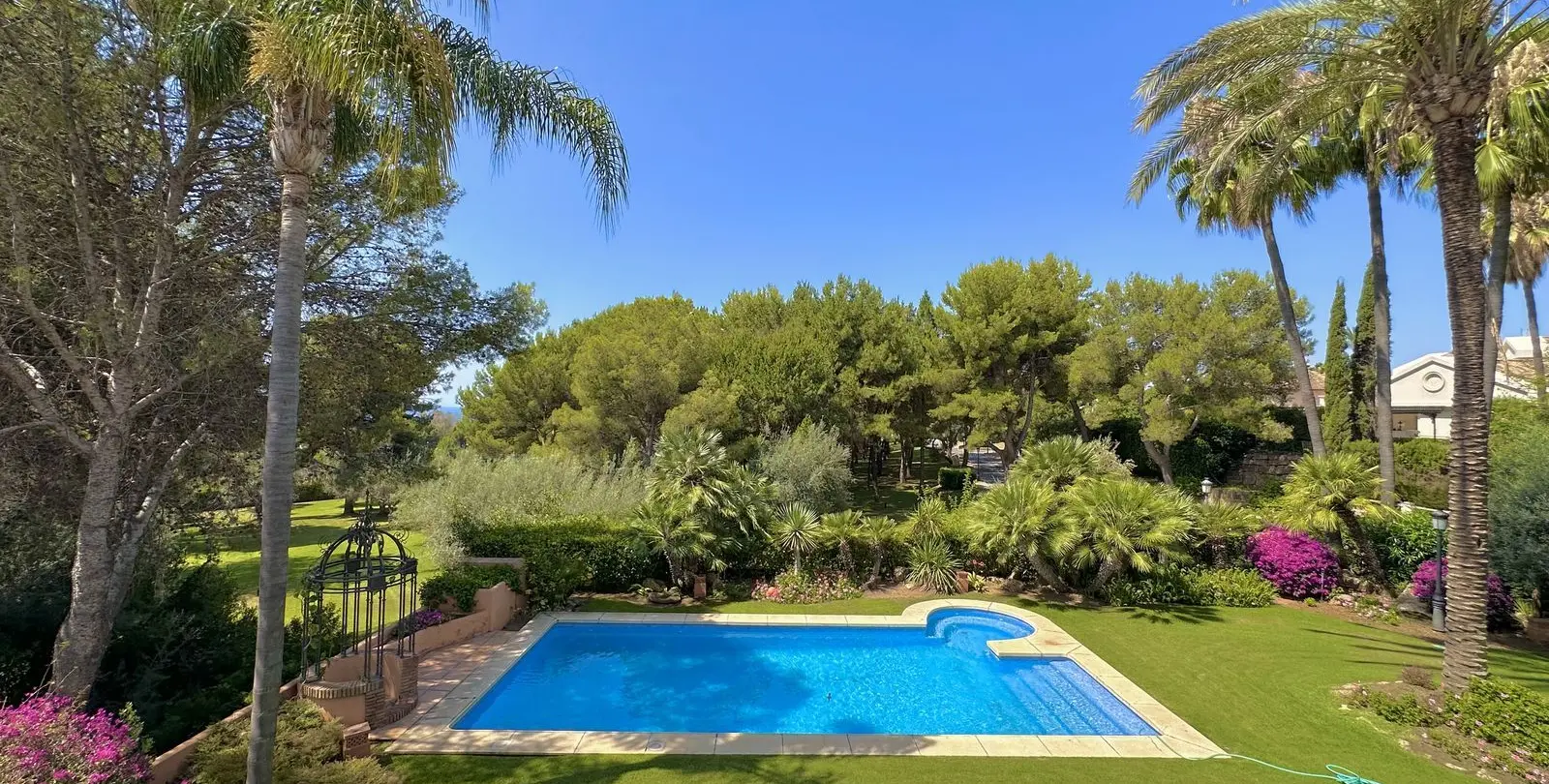 Venta de villa independiente en The Golden Mile 37