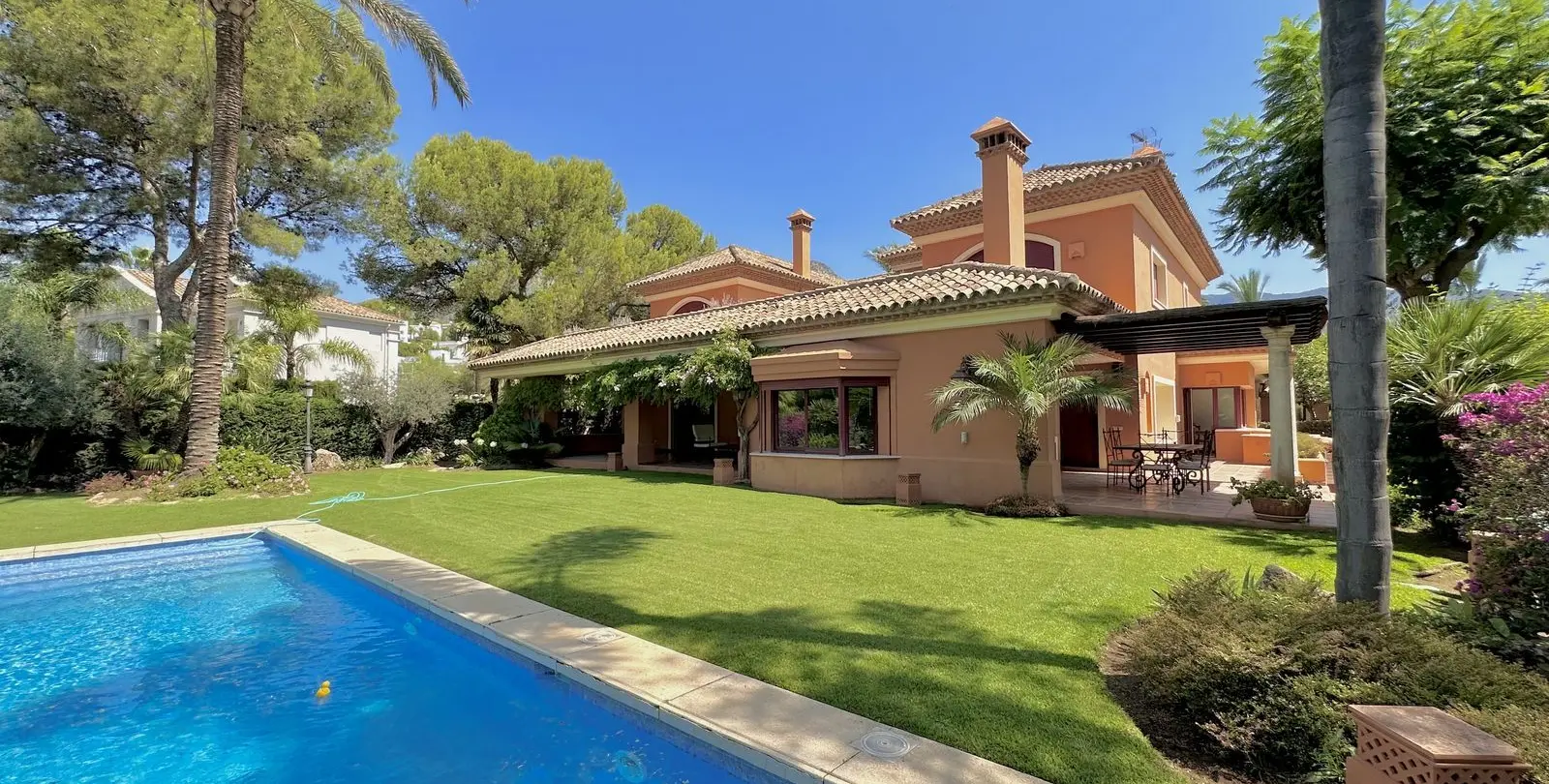 Venta de villa independiente en The Golden Mile 68