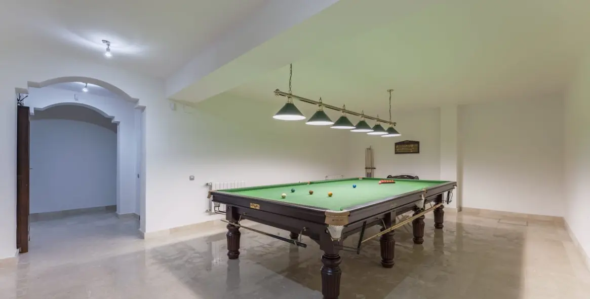 Long-term rent of detached villa in Nueva Andalucía 18