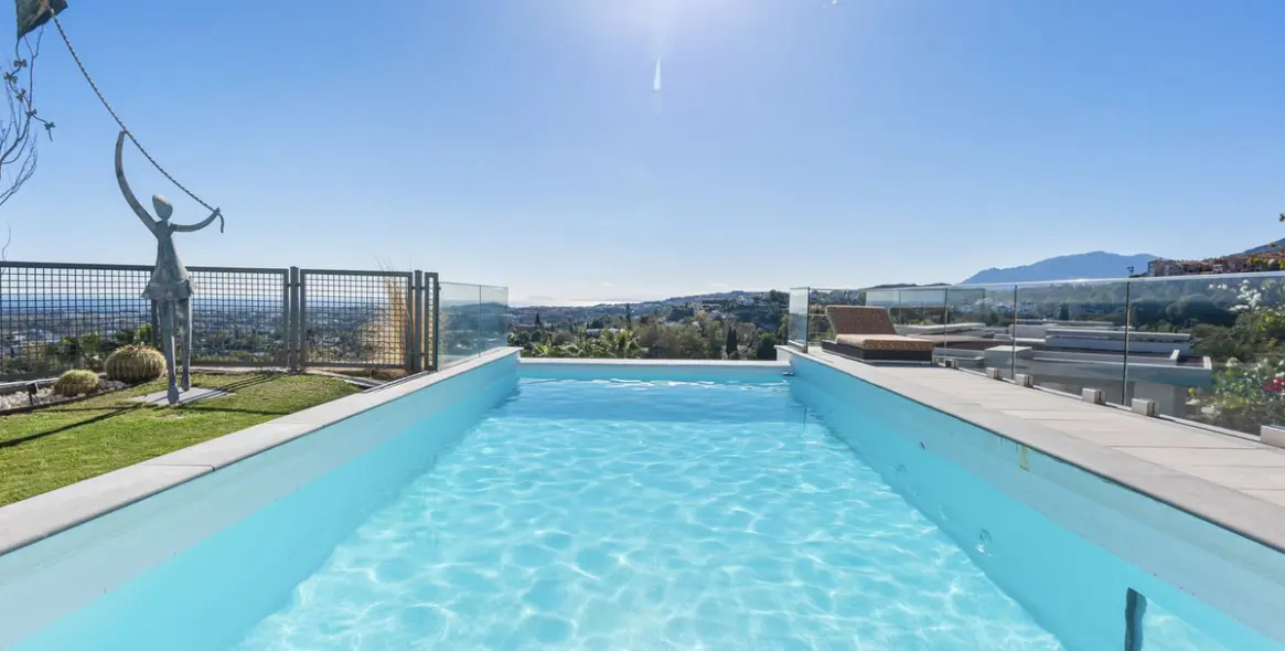 Sale of detached villa in Benahavís 4