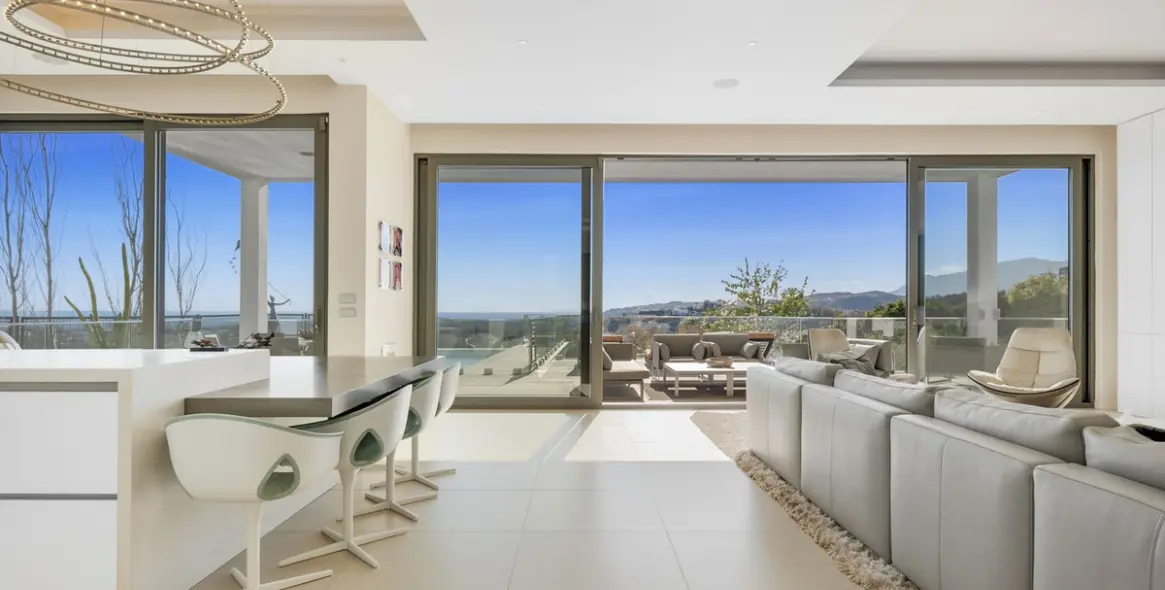 Sale of detached villa in Benahavís 5