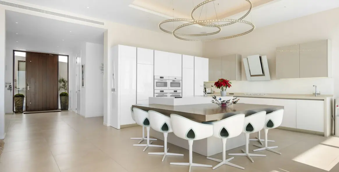 Sale of detached villa in Benahavís 7