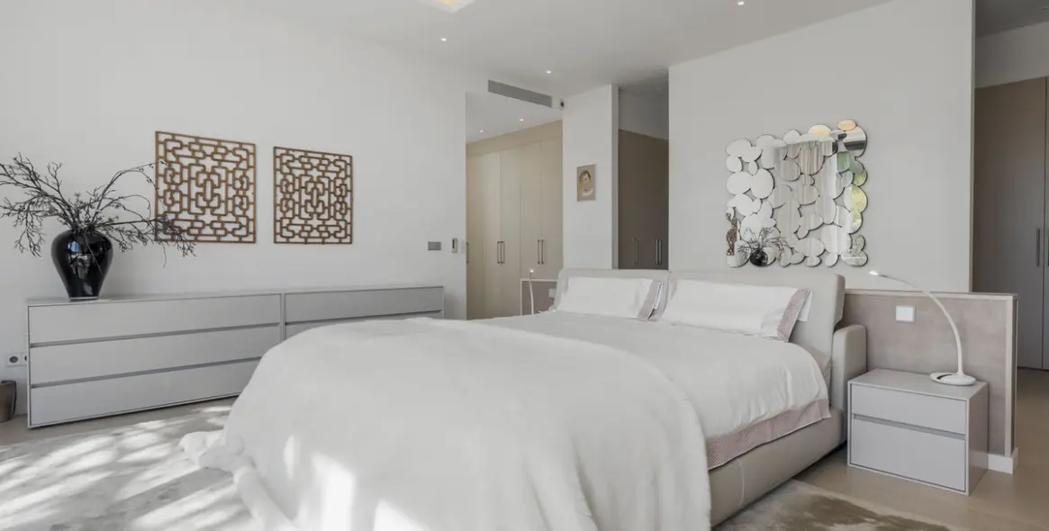 Sale of detached villa in Benahavís 9