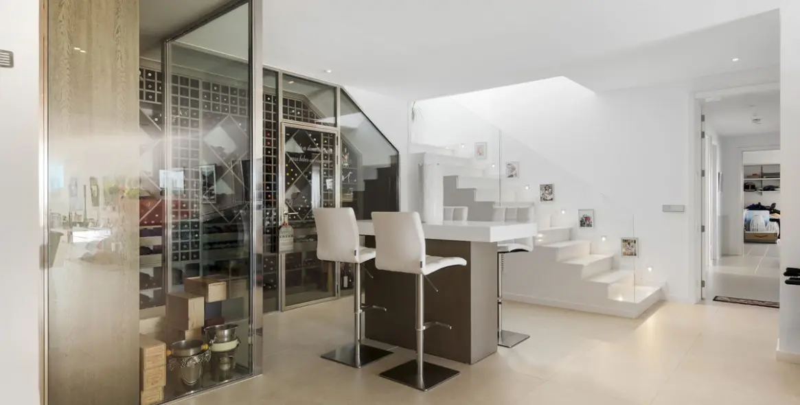 Sale of detached villa in Benahavís 19