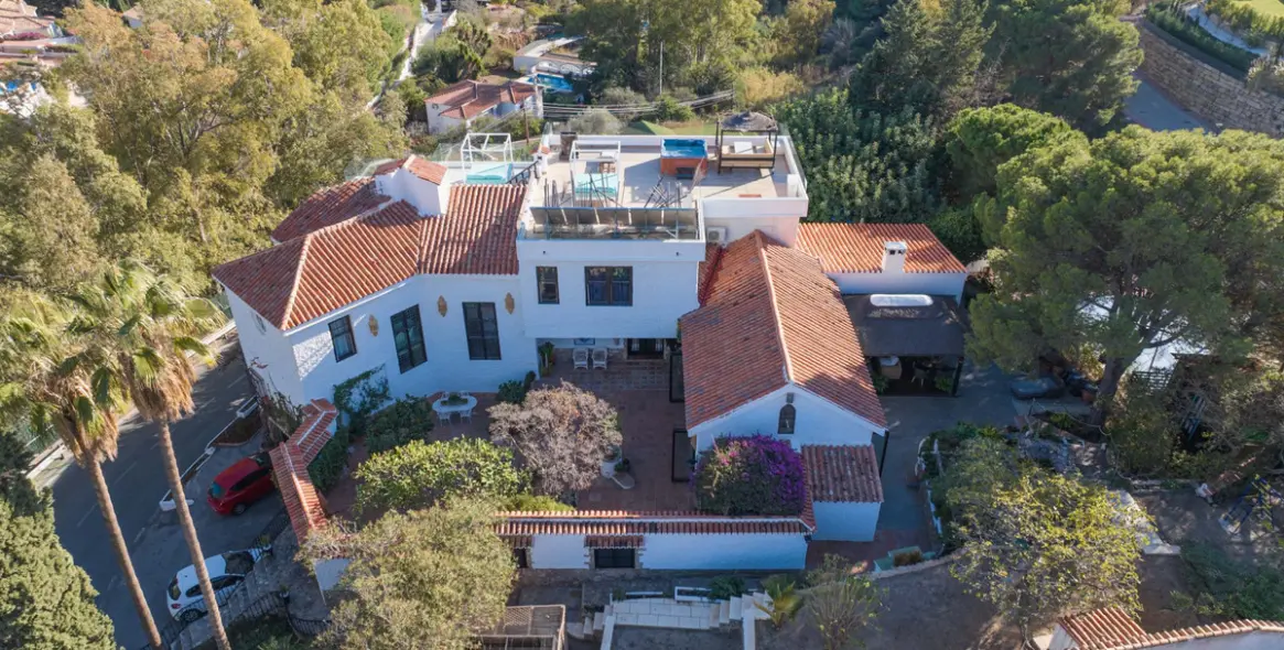 Sale of detached villa in Benalmádena (district Benalmádena Pueblo ) 1
