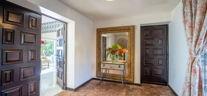 Detached villa R4867123 2