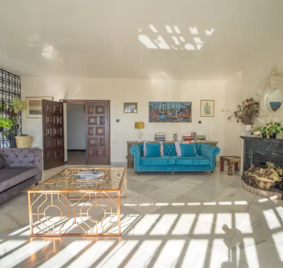 Detached villa R4867123