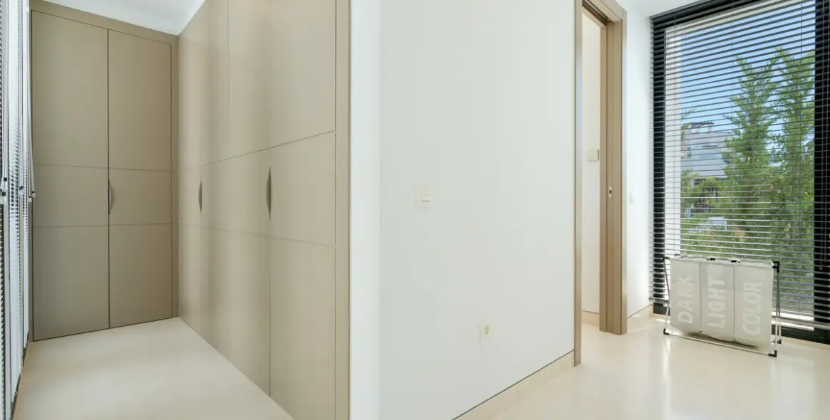 Sale of detached villa in Benahavís 17