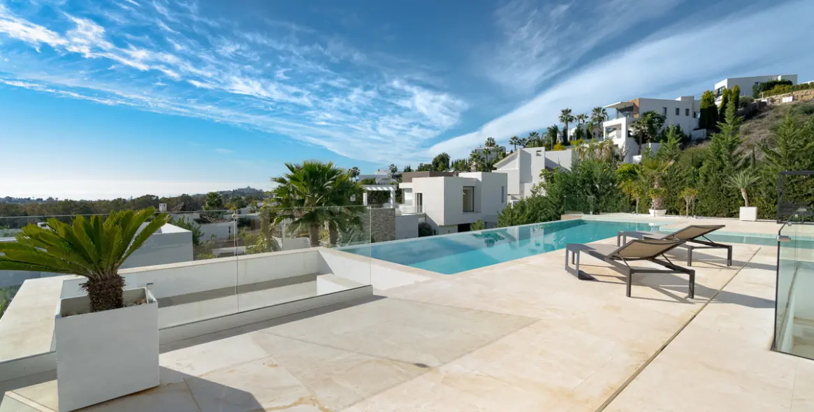 Sale of detached villa in Benahavís 30