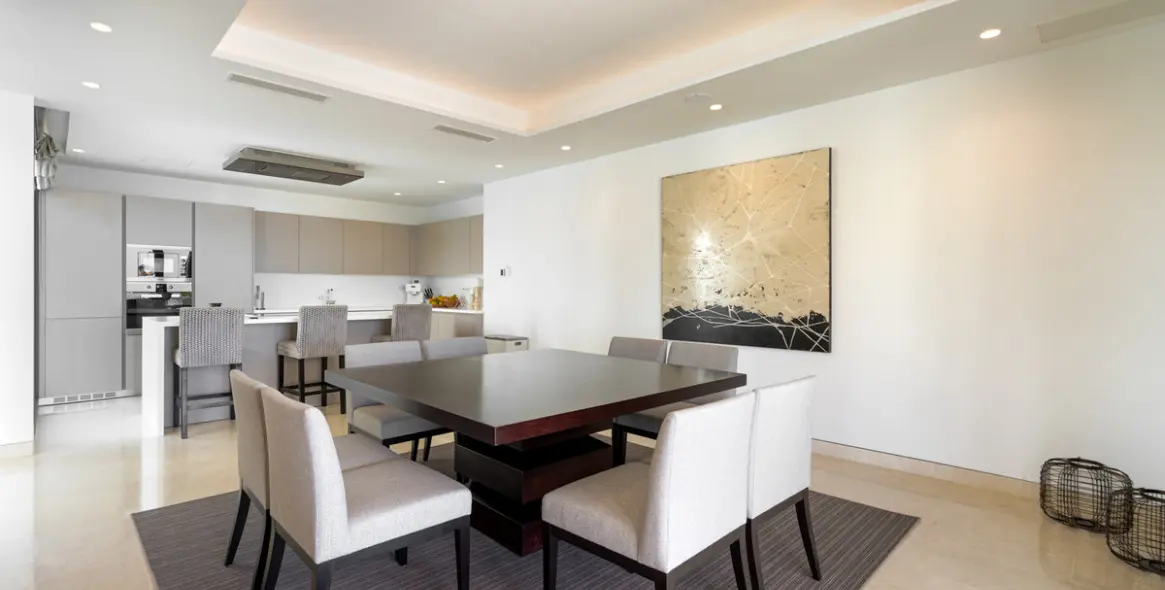 Sale of detached villa in Benahavís 46