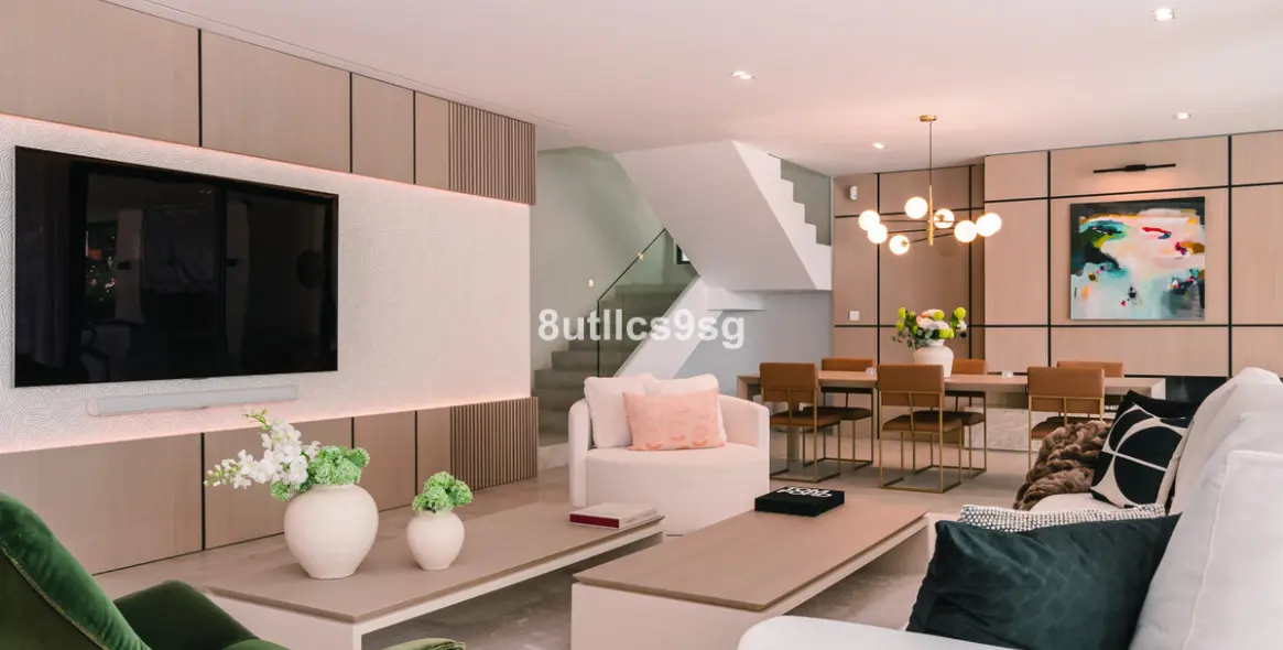 Sale of detached villa in Nueva Andalucía 3