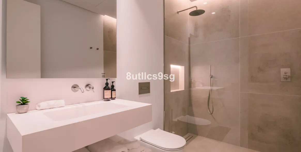 Sale of detached villa in Nueva Andalucía 19