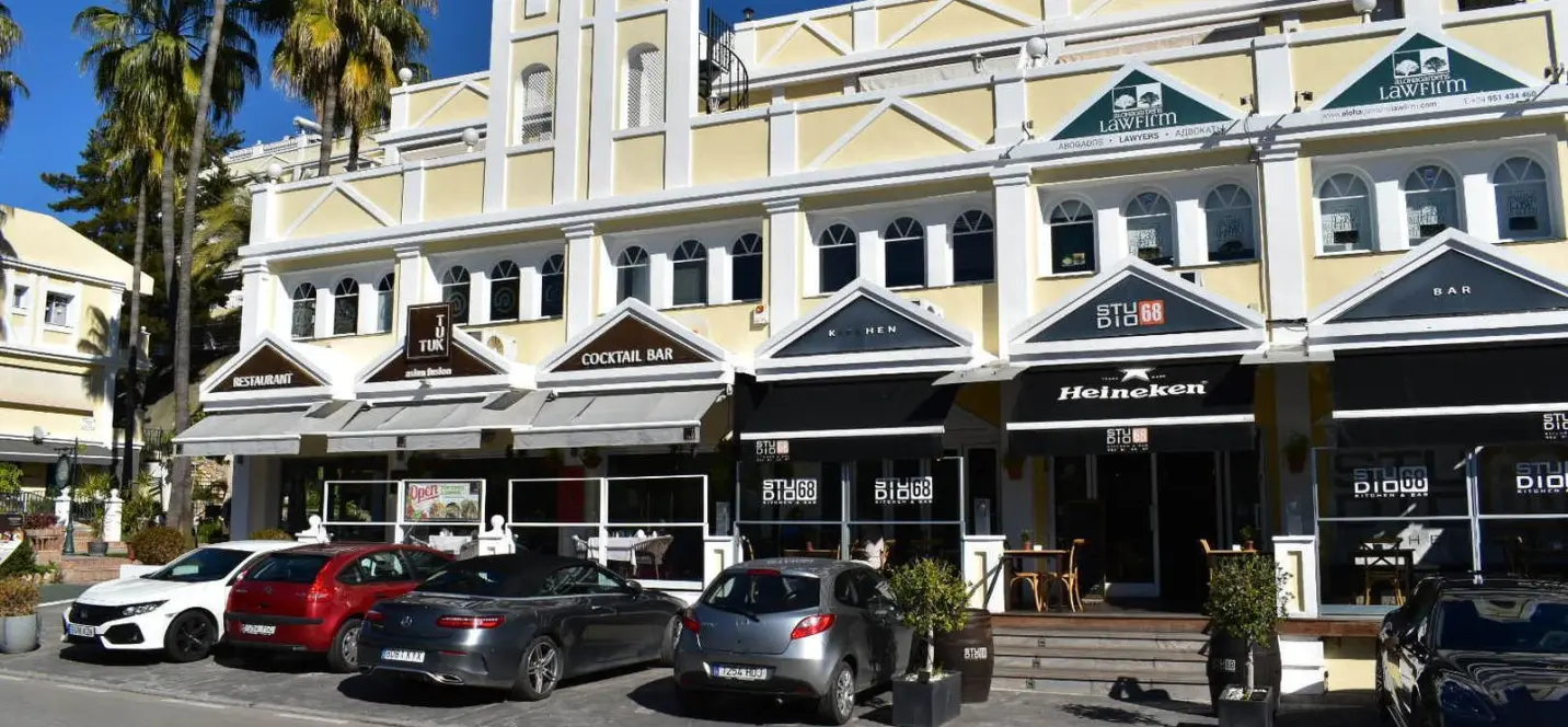 Sale of bar in Aloha 1