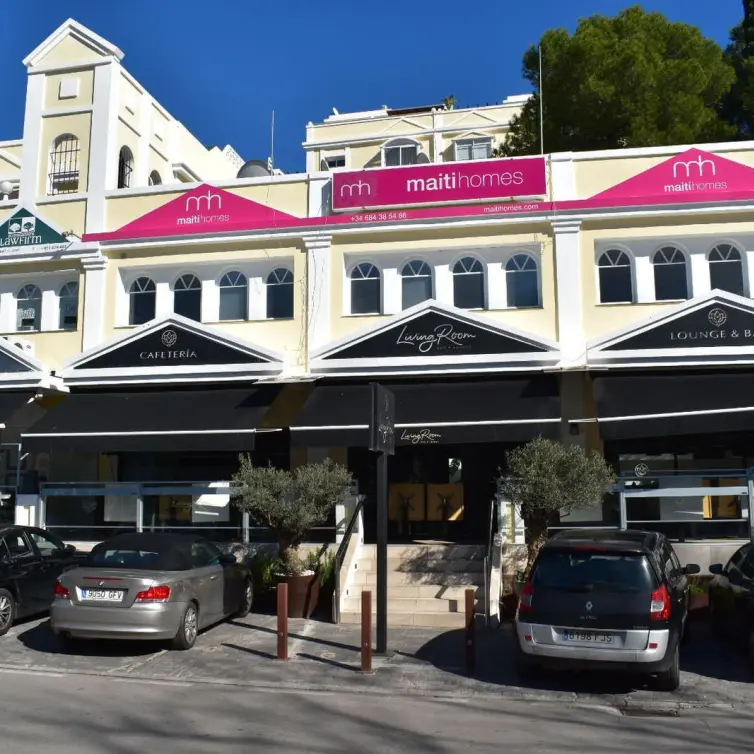 Sale of bar in Aloha