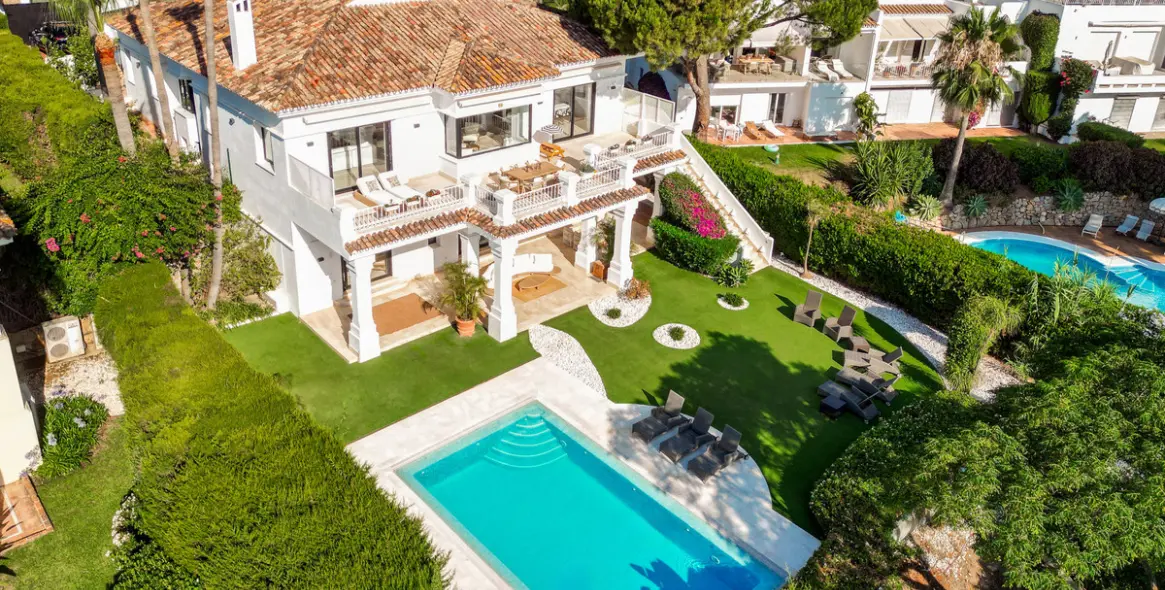 Продажа  отдельно стоящей виллы в Nueva Andalucía (район Aloha) 5