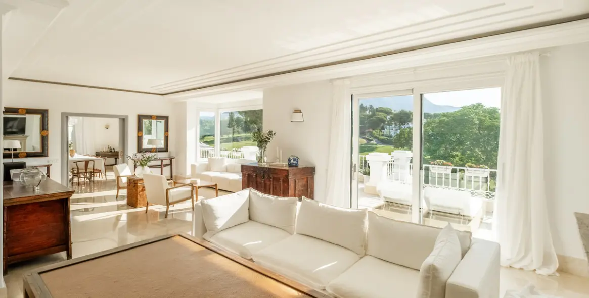 Продажа  отдельно стоящей виллы в Nueva Andalucía (район Aloha) 9