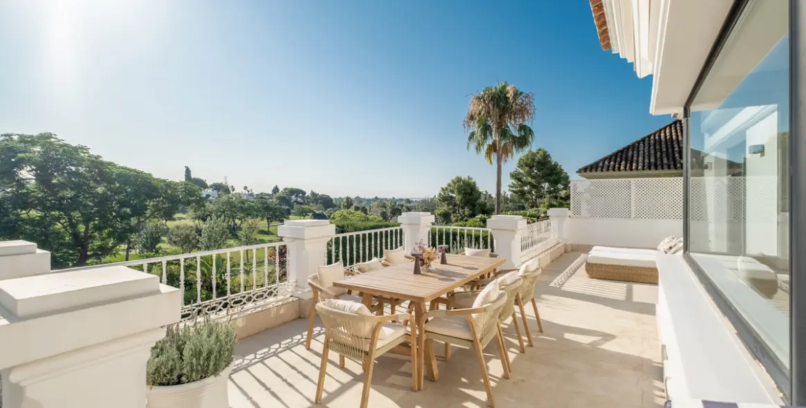 Продажа  отдельно стоящей виллы в Nueva Andalucía (район Aloha) 15