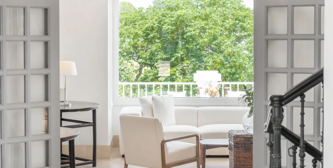 Sale of detached villa in Aloha 40