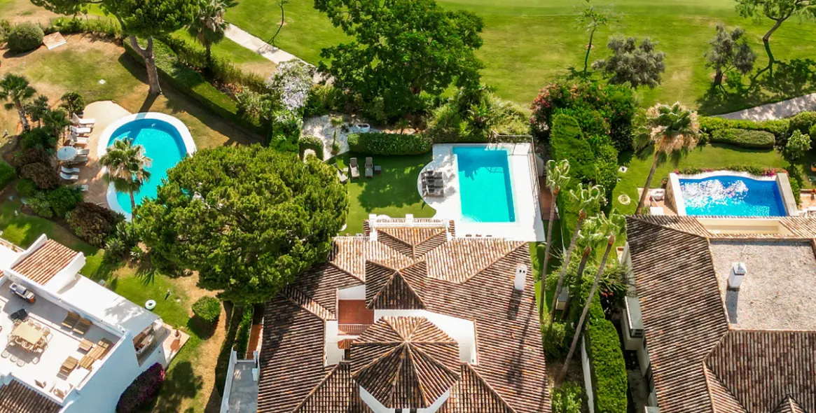 Sale of detached villa in Aloha 41