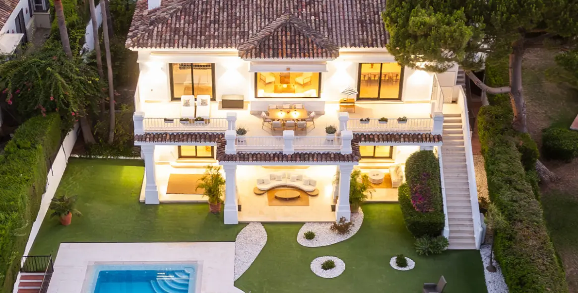 Sale of detached villa in Aloha 44