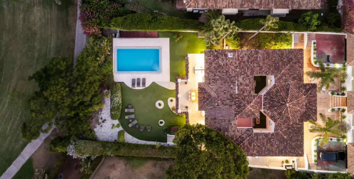 Sale of detached villa in Aloha 46