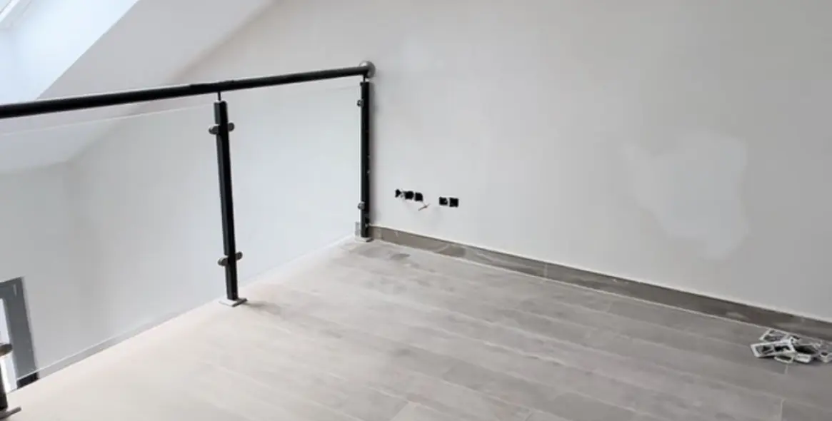 Sale of apartment complex in Cancelada 6