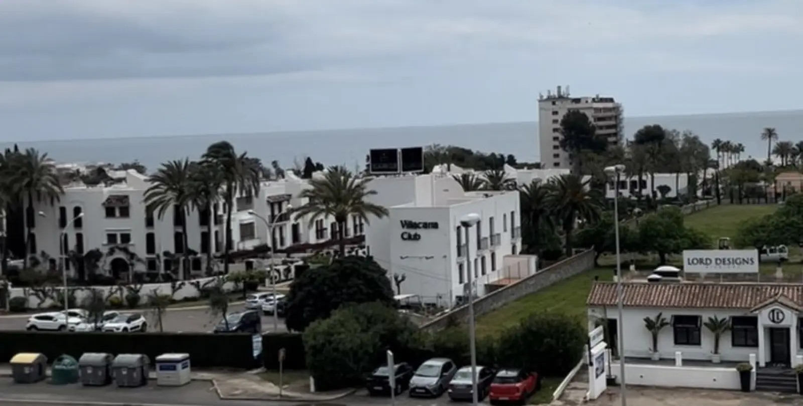Sale of apartment complex in Cancelada 2